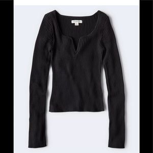 Aeropostale v neck top